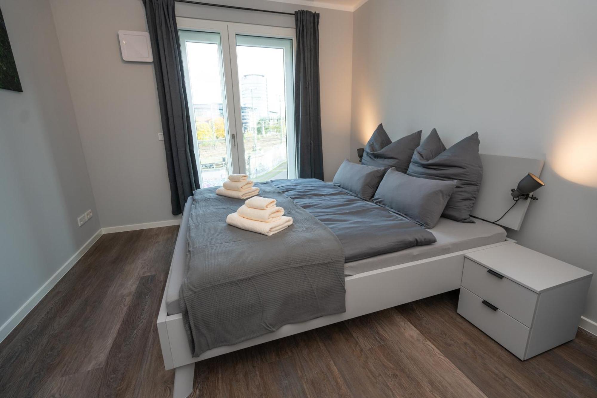 Cozy City Dream Apartment Mit Terrasse Und Parkplatz - 90M² Dresden Exterior photo