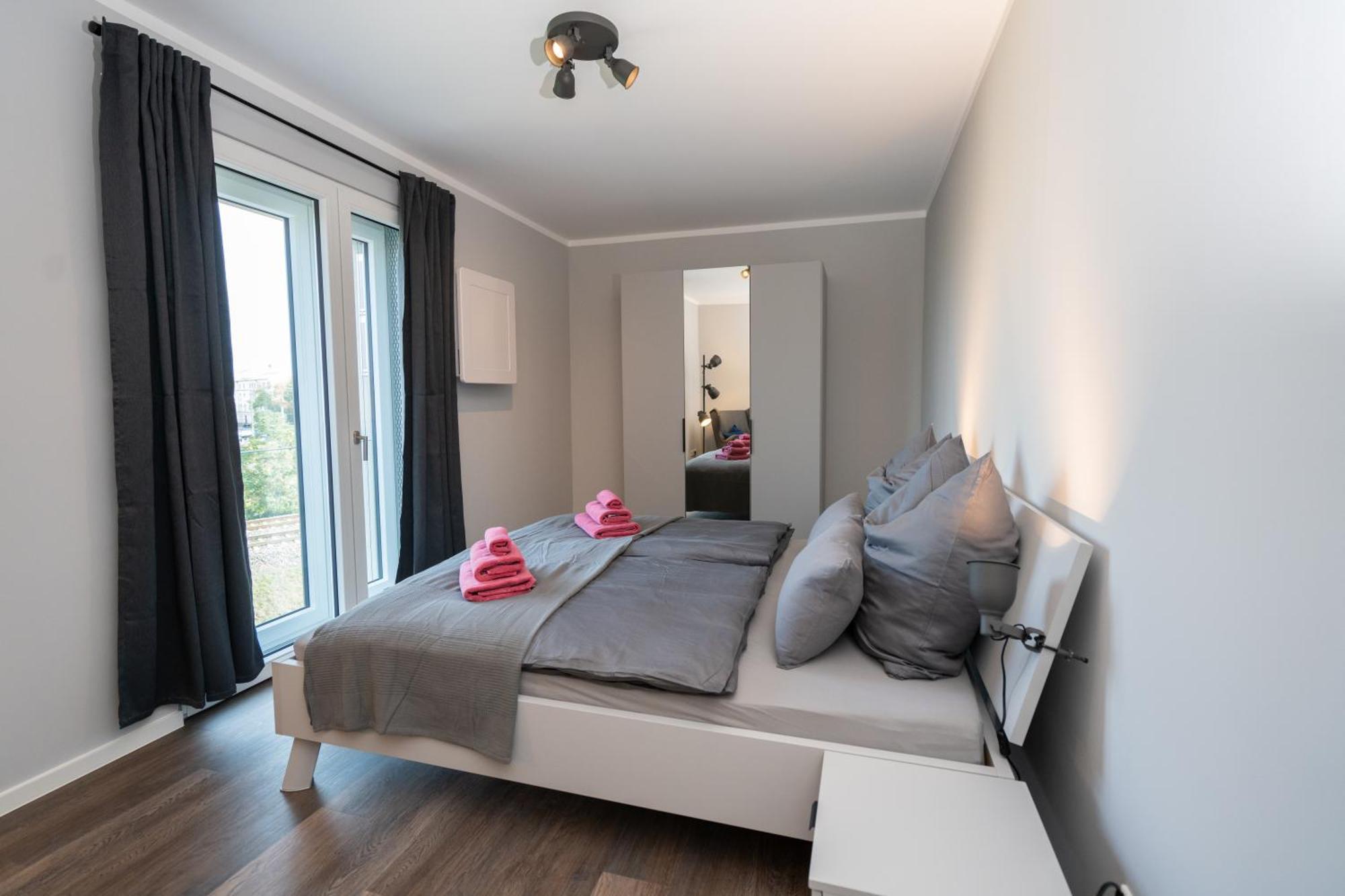 Cozy City Dream Apartment Mit Terrasse Und Parkplatz - 90M² Dresden Exterior photo